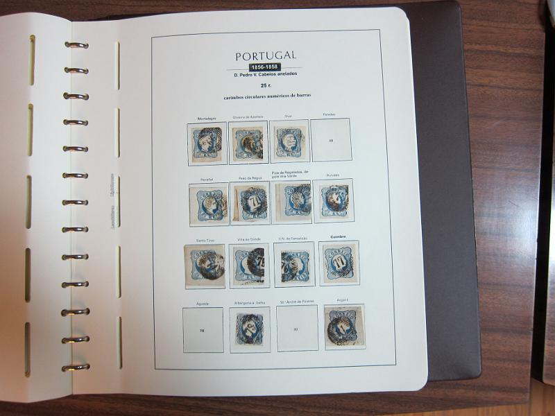 0015 (38).jpg -     Lote:    15      Marcofilia      Lotes Especiais       Descrição:      Portugal.   Colecção especializada de marcas numéricas das 1.ª e 2.ª reformas em selos de 25 reis, desde D. Maria II até D. Luís I, de frente. Lote a ver.        Lote       Valor Base:     &euro; 1.500,00     Valor Venda:     &euro; 3.000,00     